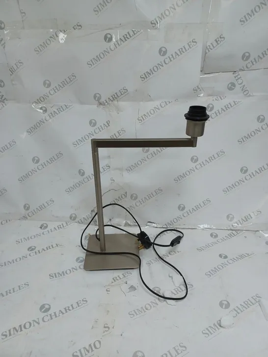 METAL LAMP BASE BOXED 