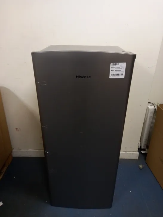 HISENSE RR220D4ADF 52CM FREESTANDING RETRO FRIDGE- COLLECTION ONLY