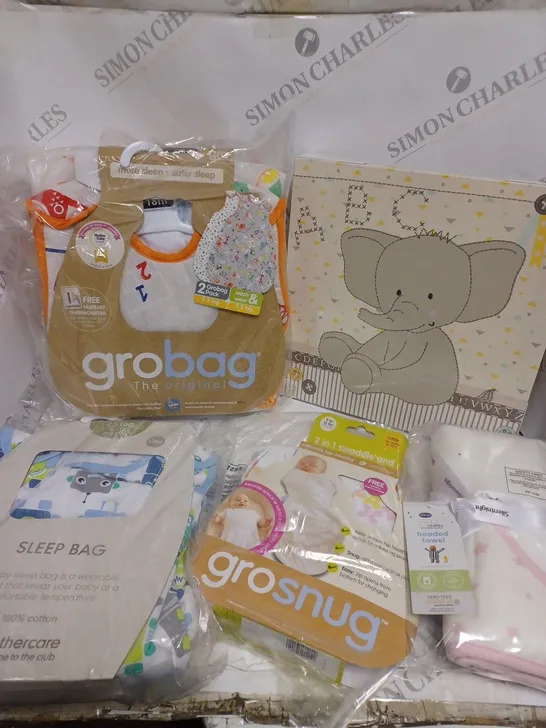 APPROXIMATELY 10 ASSORTED NEW-BORN/BABY PRODUCTS TO INCLUDE HOODED TOWEL, GROBAG, SLEEP BAG ETC	