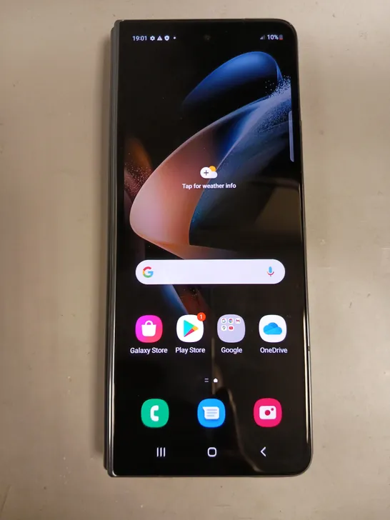 SAMSUNG GALAXY Z FOLD 4 SMARTPHONE 