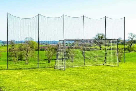 BOXED SOCKETED STOP THAT BALL- BALL STOP NET AND POSTS