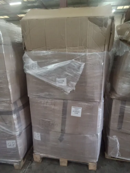 PALLET OF 4 BOXES CONTAINING PILLOWS & BEDDING