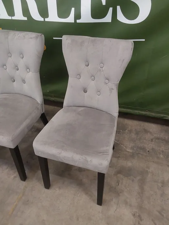 SET OF 4 KENSINGTON GREY VELVET BUTTON BACK DINING CHAIRS WITH BLACK LEGS