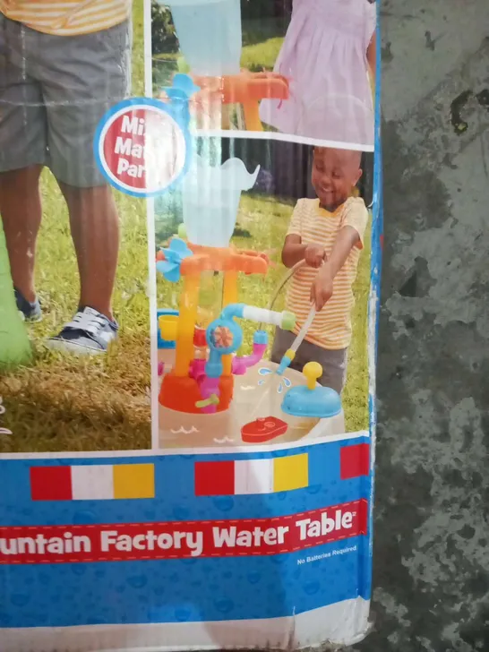 BOXED LITTLE TIKES FOUNTAIN FACTORY WATER TABLE