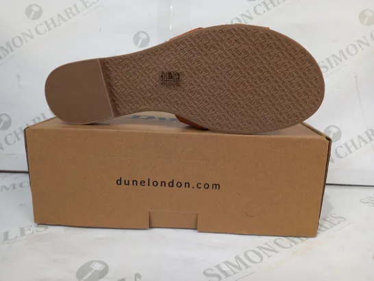 BOXED PAIR OF DUNE LONDON OPEN TOE FLAT SANDALS IN BROWN UK SIZE 6