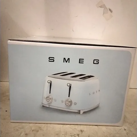 SMEG BLUE RETRO TOASTER