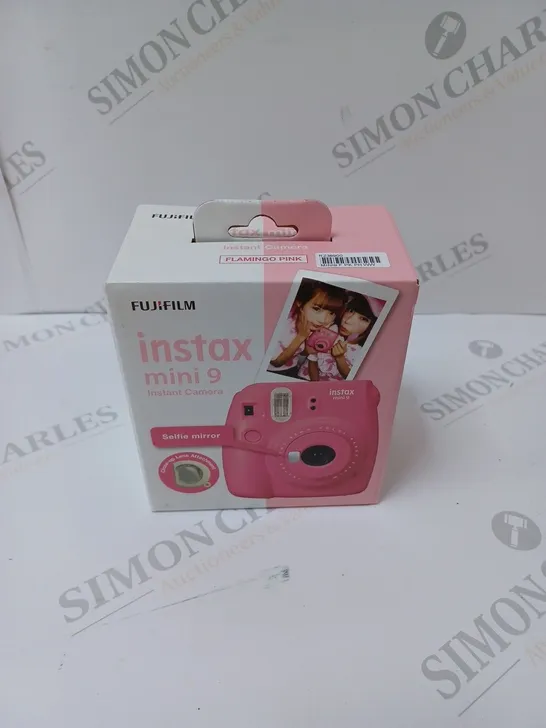 BRAND NEW BOXED FUJIFILM INSTAX MINI 9 INSTANT CAMERA