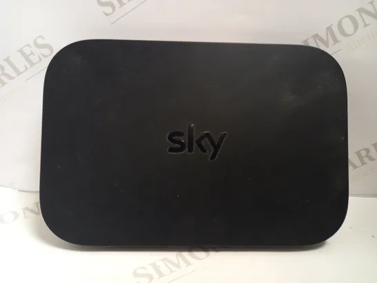 SKY Q SET TOP BOX - EM150