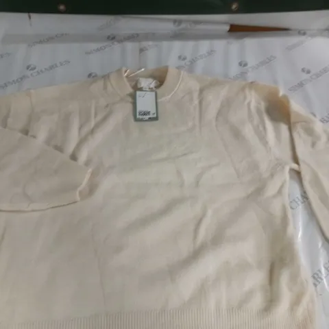 H&M CREAM CREW NECK JUMPER - EUR M