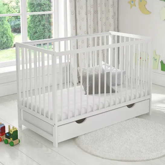 MAISON COT BED WITH MATTRESS WHITE (1 BOX)