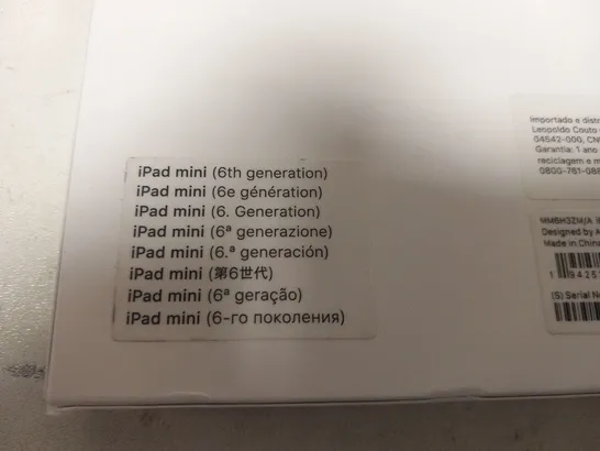 BOXED APPLE IPAD MINI SMART FOLIO 