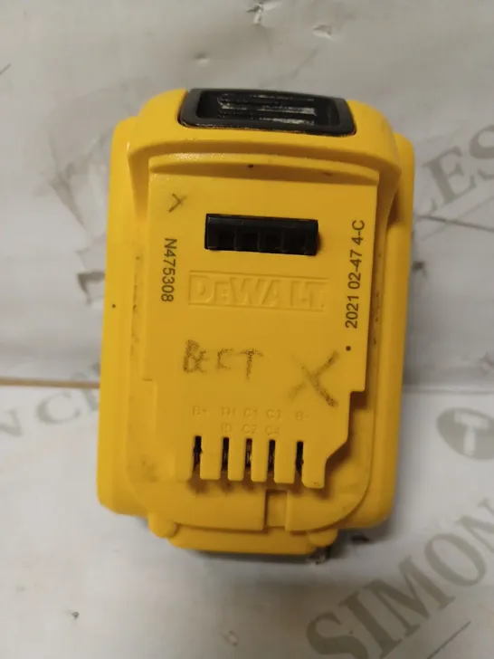 DEWALT DCB184-XJ XR LITHIUM-ION BATTERY 18V