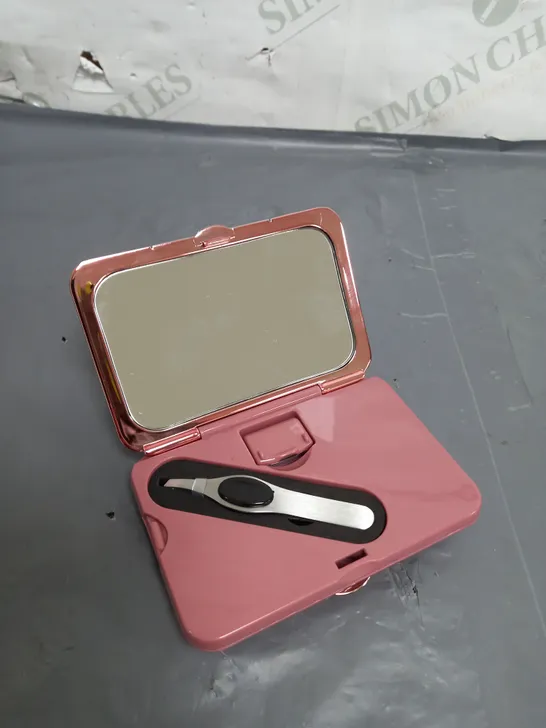 SIMPLY BEAUTY MAGNIFICATION MIRROR WITH LED, TWEEZERS & CRYSTAL NAIL FILE IN FUCHSIA/GOLD