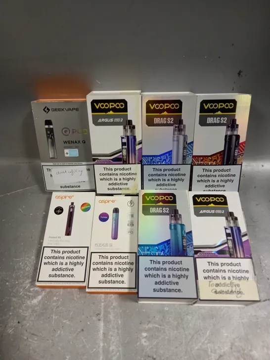 APPROXIMATELY 20 ASSORTED E-CIGARETTE PRODUCTS/ACCESSORIES TO INCLUDE VOO POO, GEEK VAPE, ASPIRE ETC 