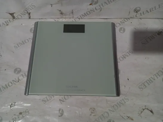 SALTER ULTIMATE ACCURACY GLASS SCALES