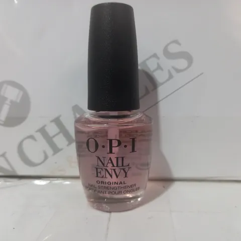 O.P.I NAIL ENVY STRENGTH AND COLOUR - PINK TO ENVY (15ML)