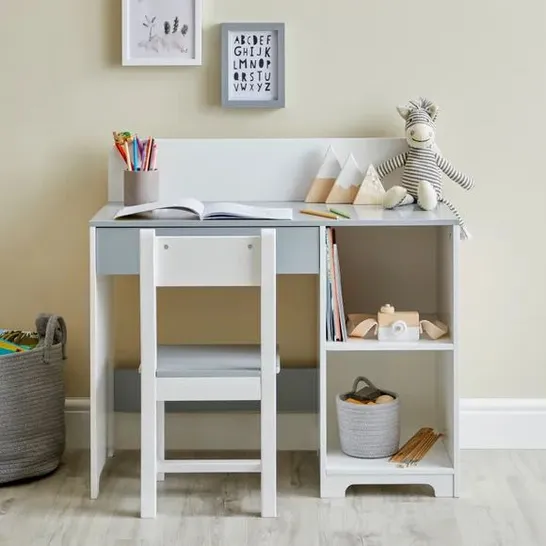 BOXED KIDS DESK AND CHAIR SET IN GREY 