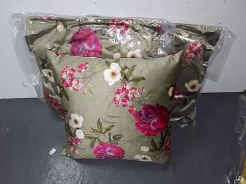 LOT OF 3 GREEN FLORAL THEMED 35X35CM FILLED CUSHIONS - 1 OPENED