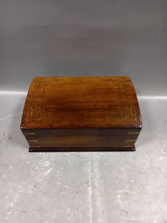 DECORATIVE WOODEN JEWELLERY STORAGE BOX WITH INNER COMPARTMENTS 