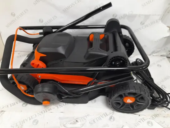 BOXED YARD FORCE ELECTRIC LAWNMOWER 