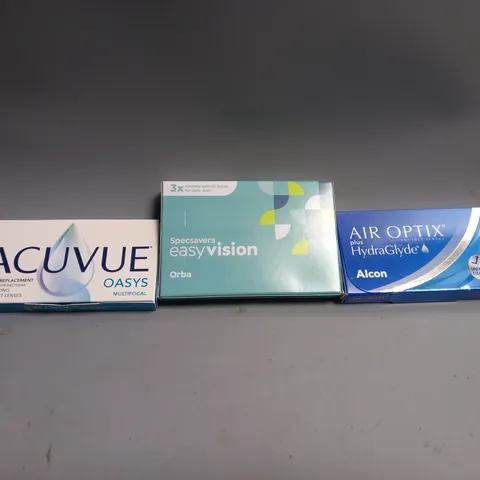 APPROXIMATELY 30 ASSORTED CONTACT LENS PRODUCTS TO INCLUDE ACUVUE 6PCS CONTACT LENS, SPECSAVERS EASY VISION MONTHLY CONTACT LENSES FOR DAILY WEAR, ALCON AIR OPTIX 3PCS
