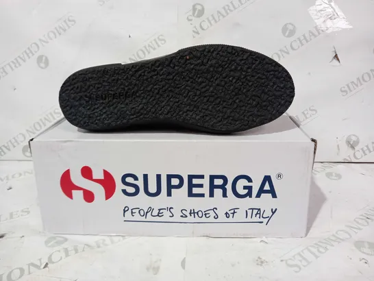 BOXED PAIR OF SUPERGA SHOES IN BLACK UK SIZE 7