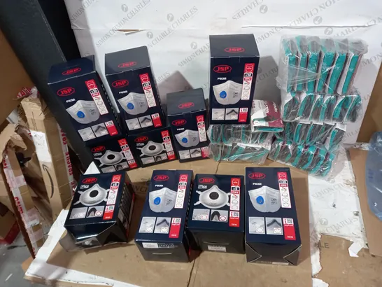 BOX OF APPROXIMATELY 16 ASSORTED BRAND NEW HEALTH AND SAFETY ITEMS TO INCLUDE JSP F632 FFP3 MASKS, ANSELL ALPHATEC 58-530W GLOVES, JSP 500 SERIES MASKS ETC