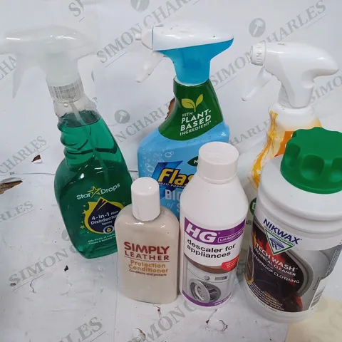 BOX OF ASSORTED CLEANING PRODUCTS 