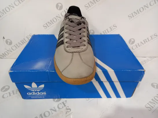 BOXED PAIR OF ADIDAS STOCKHOLM GTX SHOES IN GREY/BLACK UK SIZE 7.5