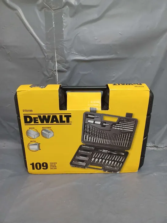 DEWALT 109 PIECE DRILL BIT SET DT0109