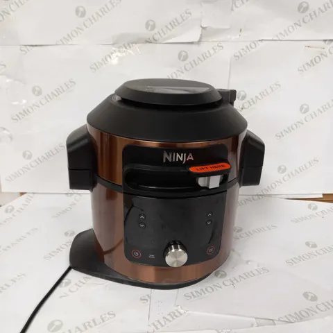 NINJA FOODI SMARTLID MULTI-COOKER