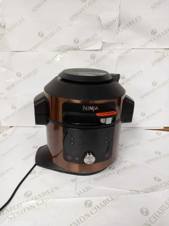 NINJA FOODI SMARTLID MULTI-COOKER