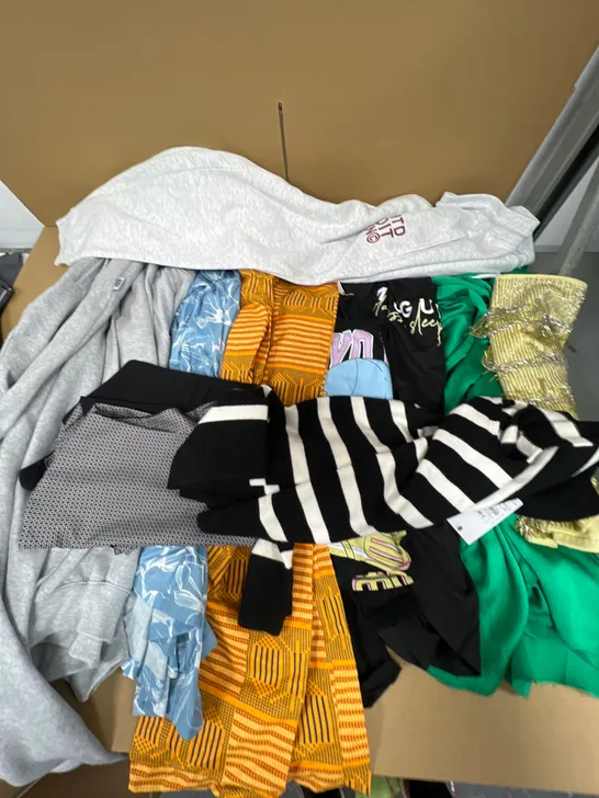 LOT OF ASSORTED CLOTHING ITEMS TO INCLUDE ZARA AND MISSGUIDED 