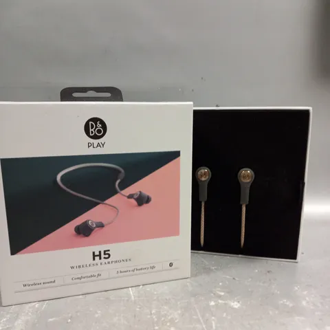 BOXED B&O PLAY H5 WIRELESS EARPHONES 