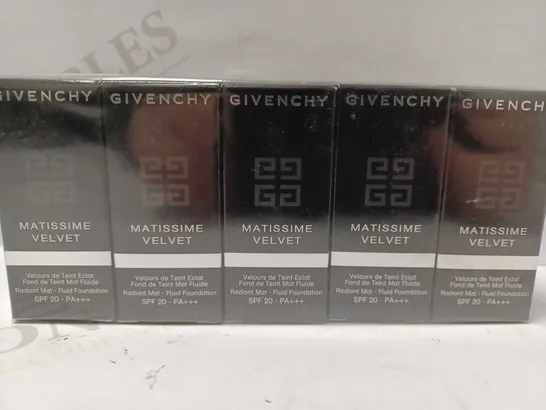 LOT OF APPROX 10 X 5ML GIVENCHY MATISSIME VELVET RADIANT MAT FLUID FOUNDATION - 3.5 MAT VANILLA 