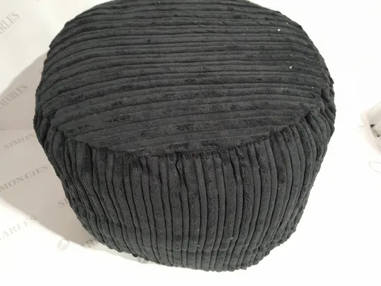 MEDIUM SIZED FOOT STOOL IN BLACK 