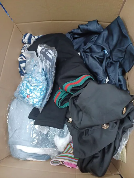 BOX OF APPROXIMATELY 22 ASSORTED CLOTHING ITEMS TO INCLUDE - T-SHIRT , HOODIE , TROUSERS  ETC