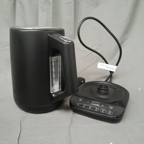 BOXED NINJA PERFECT TEMPERATURE KETTLE KT200UK