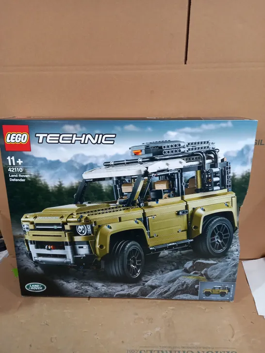 LEGO TECHNIC  LAND ROVER DEFENDER 11+ 42110 RRP £359.98