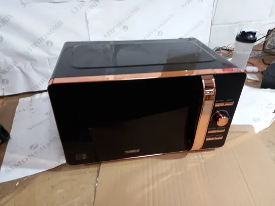 TOWER 800W DIGITAL MICROWAVE 