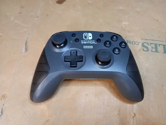 NINTENDO SWITCH CONTROLLER