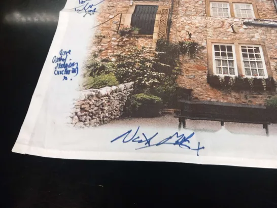 EMMERDALE'THE WOOLPACK' TEA TOWEL SIGNED BY THE CAST