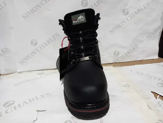 BOXED PAIR OF BRAND NEW TOMCAT ROCK FALL SAFETY BOOTS IN BLACK UK SIZE 8