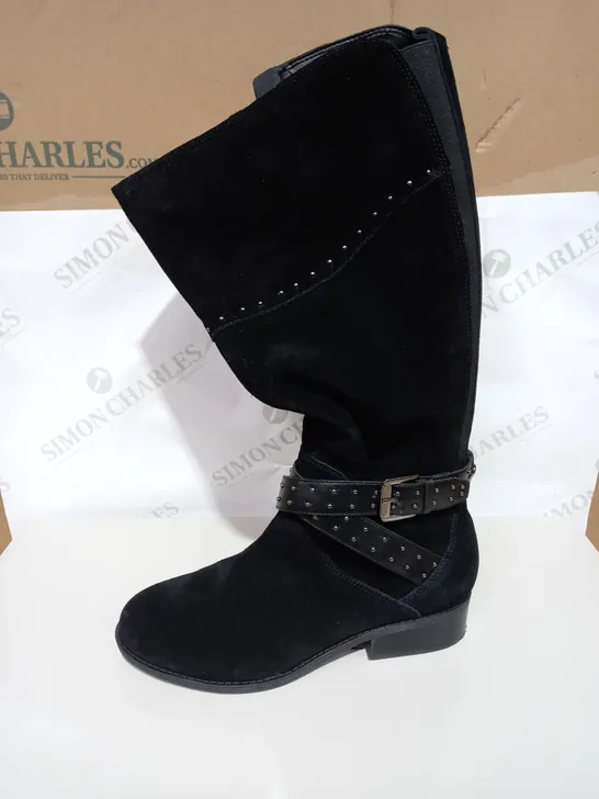 MARC FISHER BLACK SUEDE HIGH RISE BOOTS - SIZE 7	