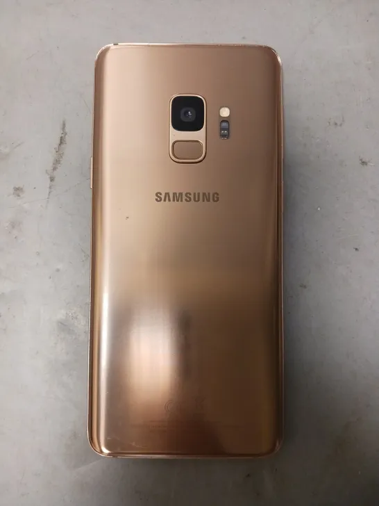 BOXED SAMSUNG GALAXY S9 SMARTPHONE IN POLISHED COPPER