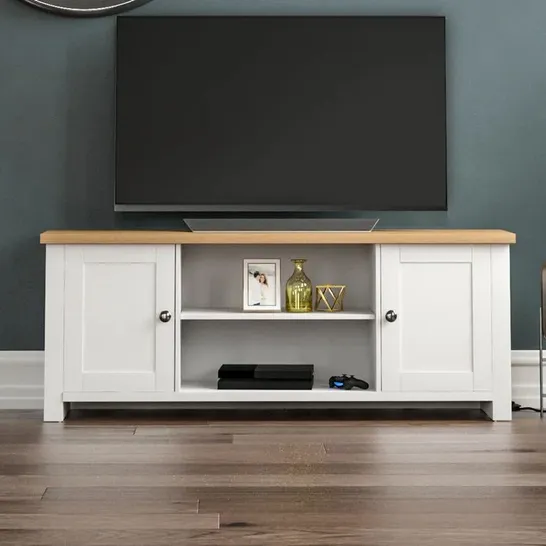 MANKATO TV STAND FOR TVS UP TO 60" WHITE/OAK