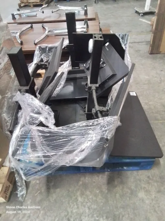 PALLET CONTAINING 5 UNTESTED PC MONITORS AND MONITOR STANDS 