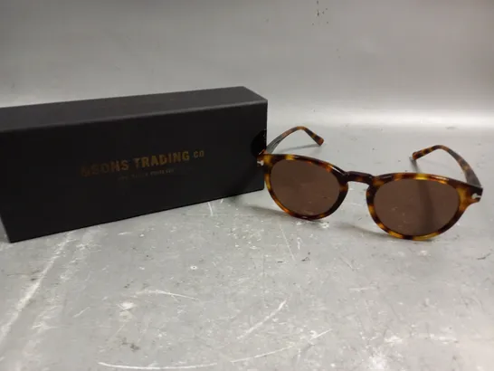 &SONS VINCENT TORTOISE SHELL SUNGLASSES 