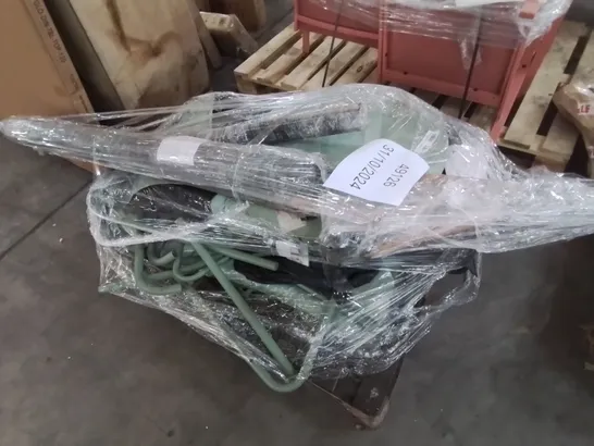 PALLET OF ASSORTED GARDEN FURNITURE PARTS