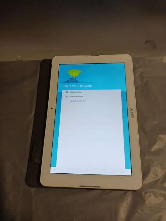 ACER ICONIA ONE 10 TABLET MODEL: A5008 IN WHITE